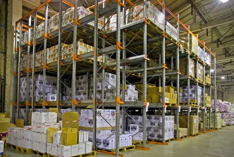 Набивные стеллажи для склада алкогольной продукции: Высота 6 м